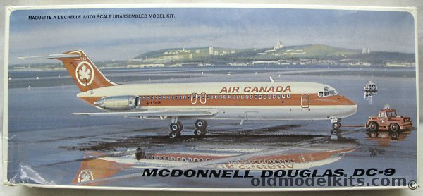 Sealand 1/100 McDonnell Douglas DC-9 - Air Canada, 101-428 plastic model kit